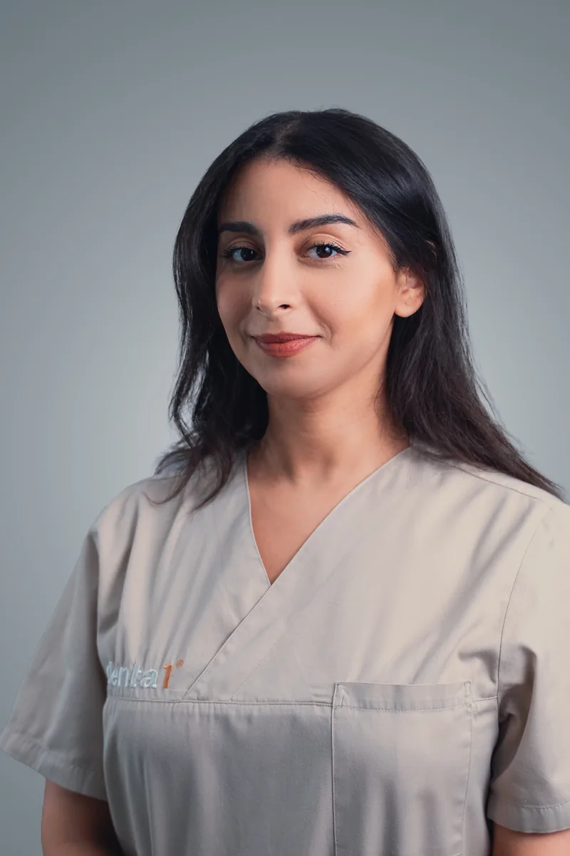 Soukaina Zoumhani – Zahnärztin