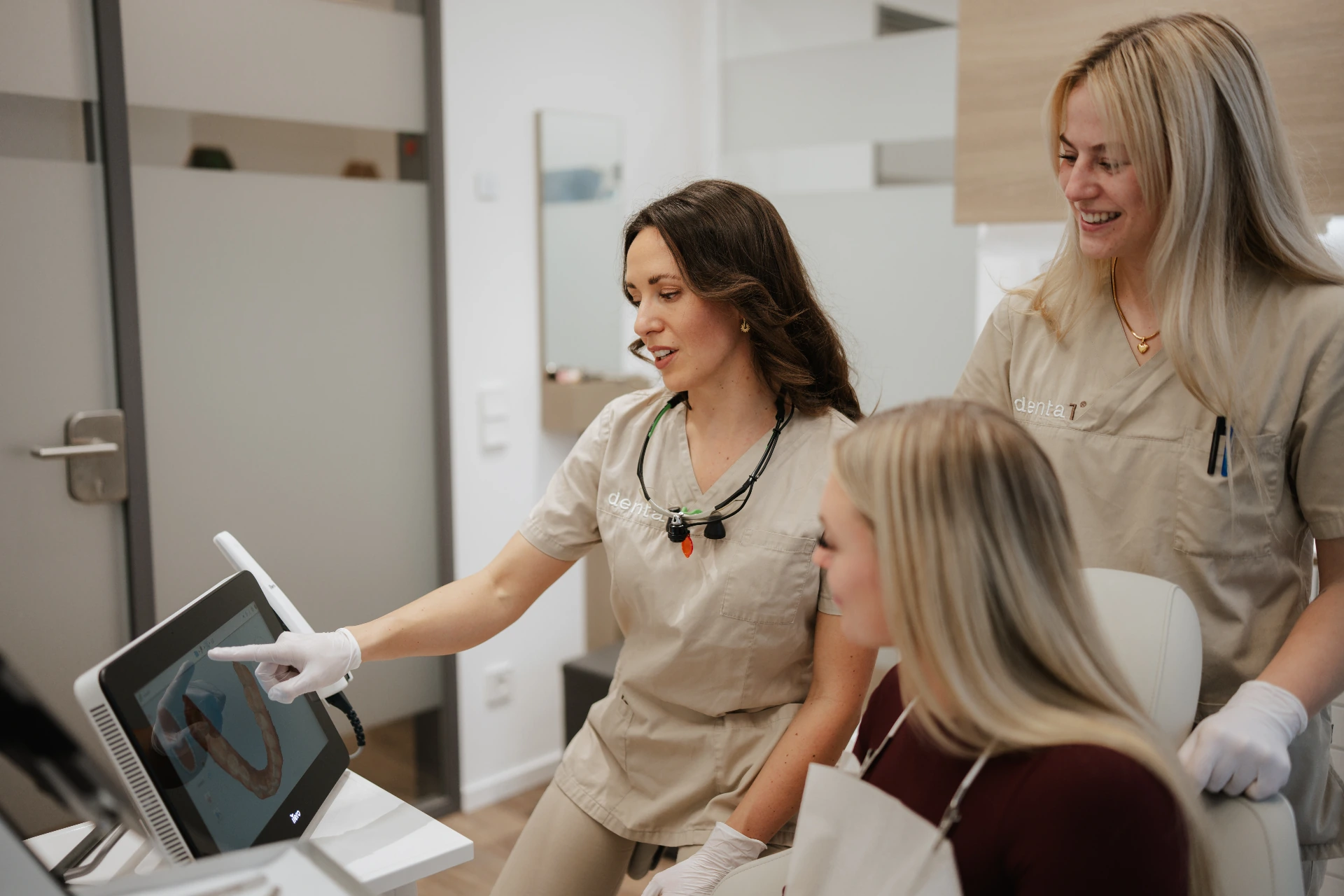 denta1 CLINIC